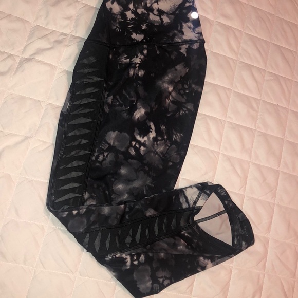 🍋 high waisted lulu leggings 🍋 - Picture 1 of 6